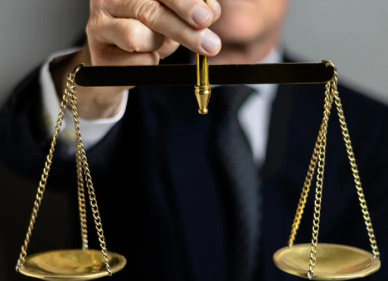 gestion contractual representacion juridica